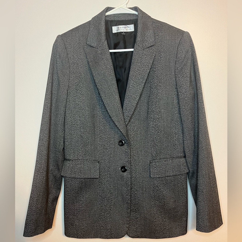 Tahari Gray Tailored Blazer Women’s Size 8 Work Career Jacket